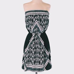 Chic Strapless Dress